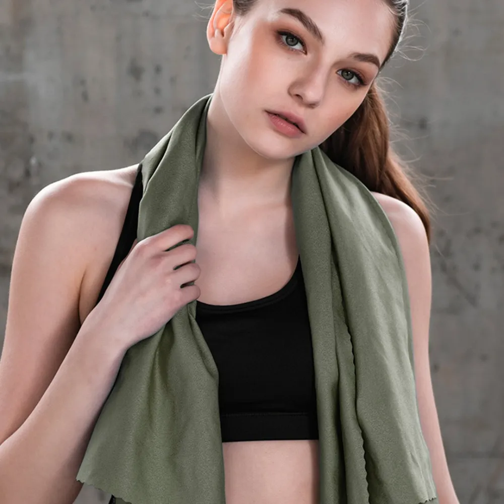 Micro Fiber Beach Towel (Solid Color)