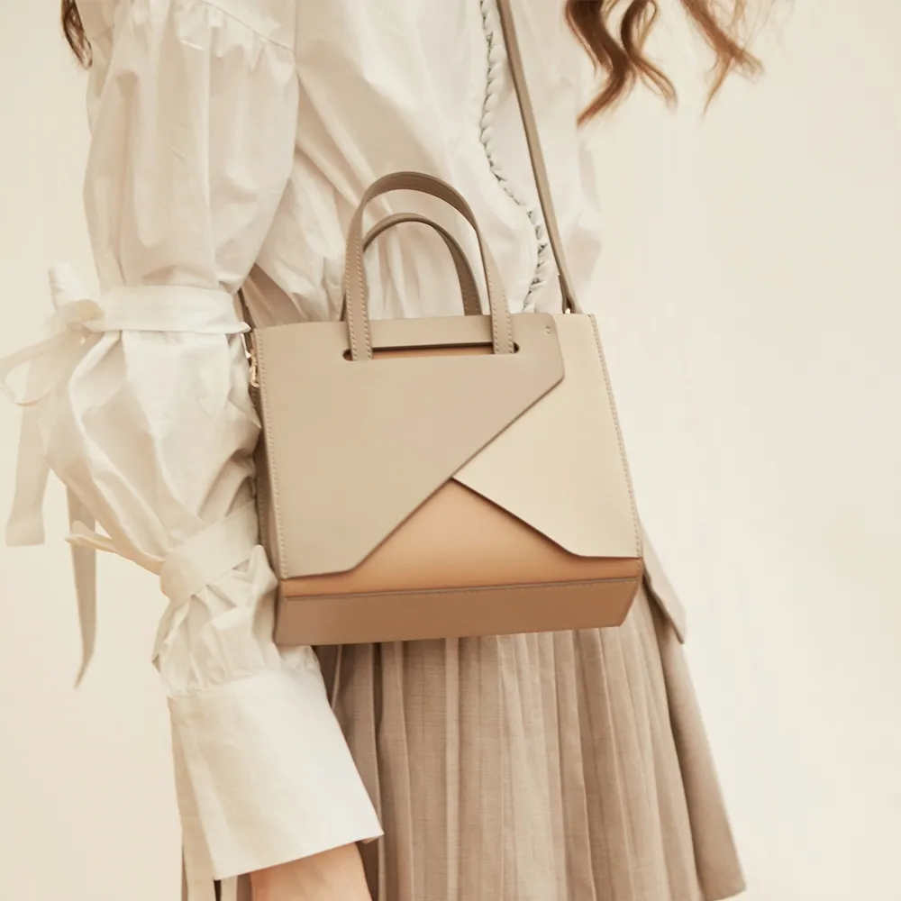 bag of unique design